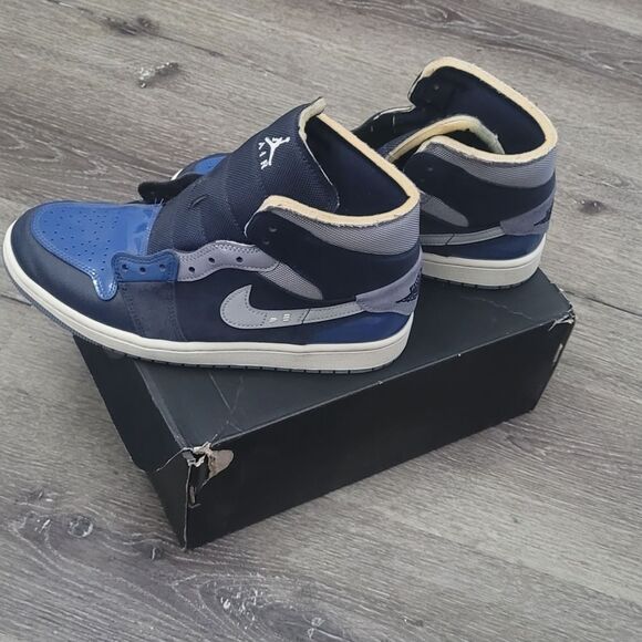 Blue and Black Nike Jordan Crafts size 8 - Picture 5 of 5